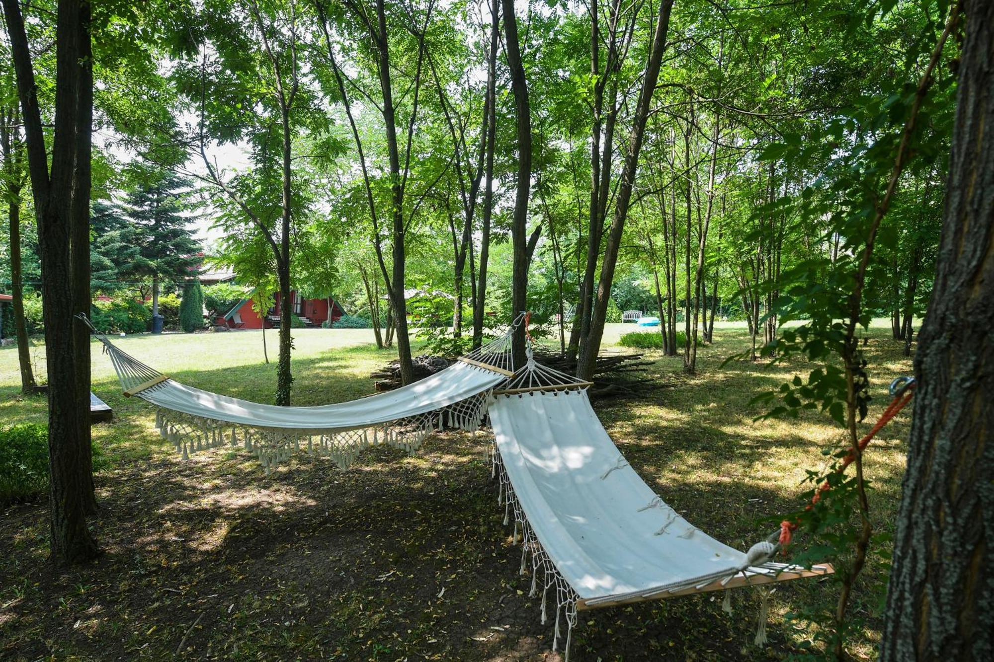 Garten Vendeghaz เอ็กเกอร์ ภายนอก รูปภาพ