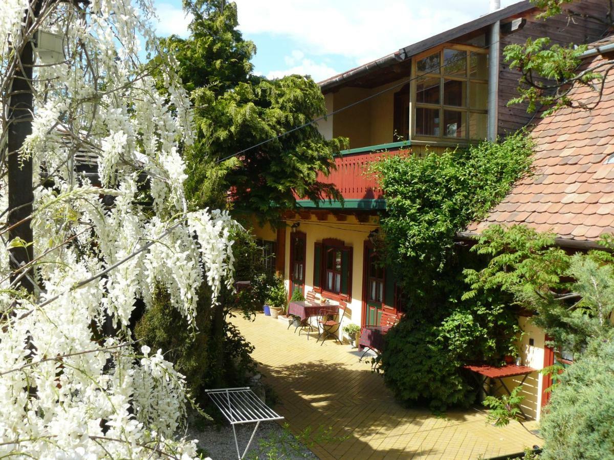 Garten Vendeghaz เอ็กเกอร์ ภายนอก รูปภาพ